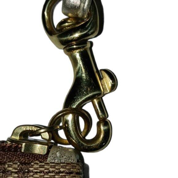 Coach Mini - Picture 2 of 6